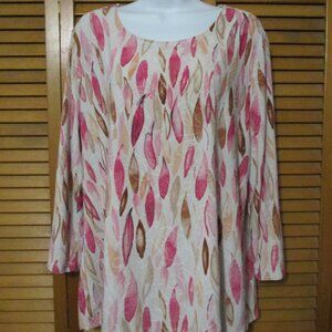 JM Collection top pinks, tans, stretchy wash & wear, great condition size L